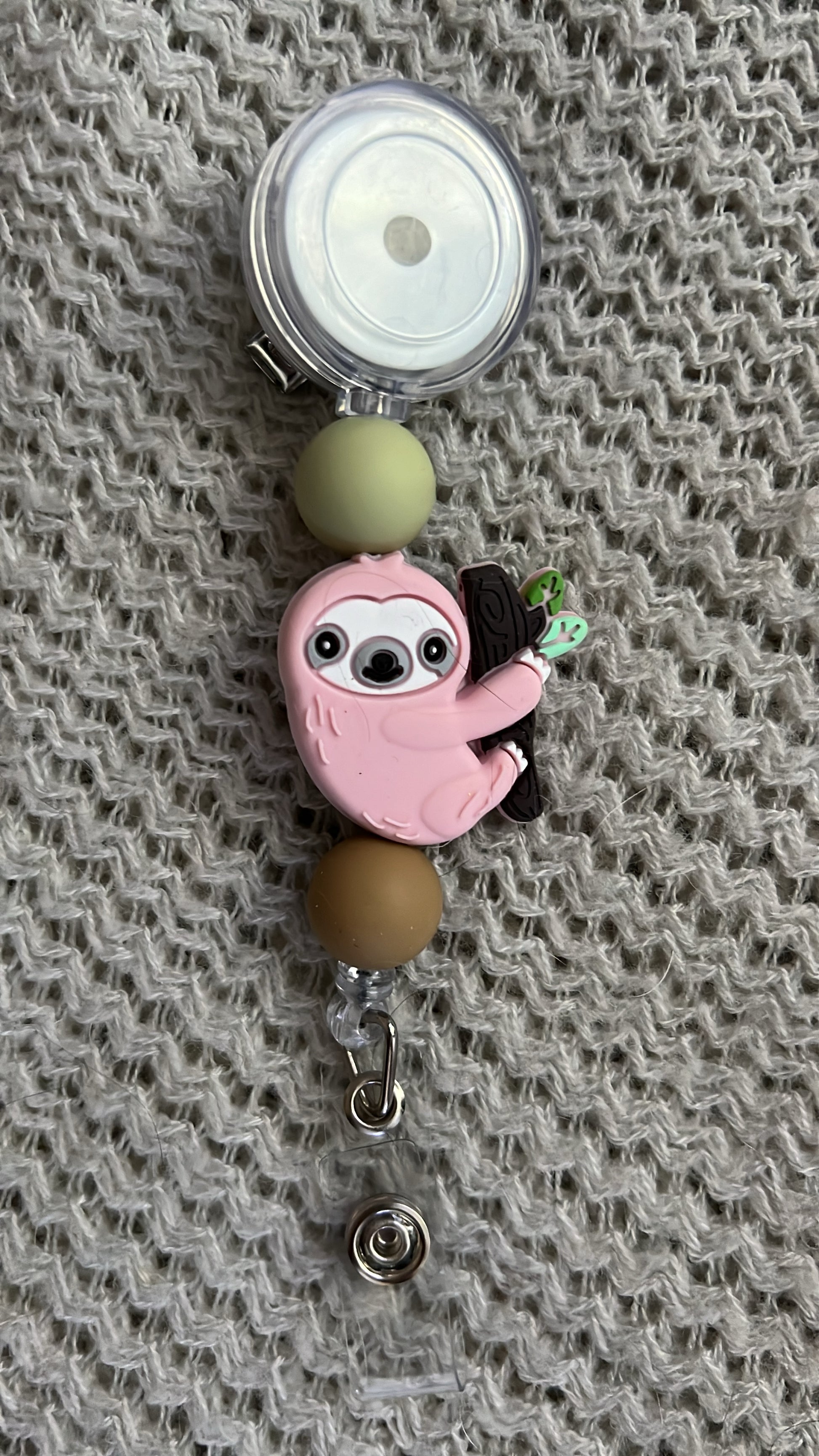 Sloth Badge Reel (8007565541514)