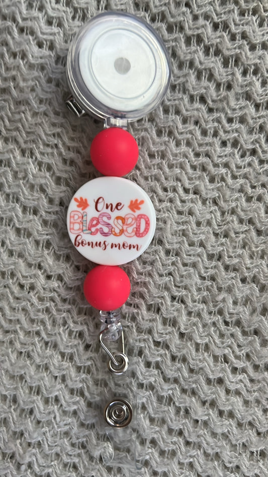 Bonus Mom Badge Reel (8007563280522)