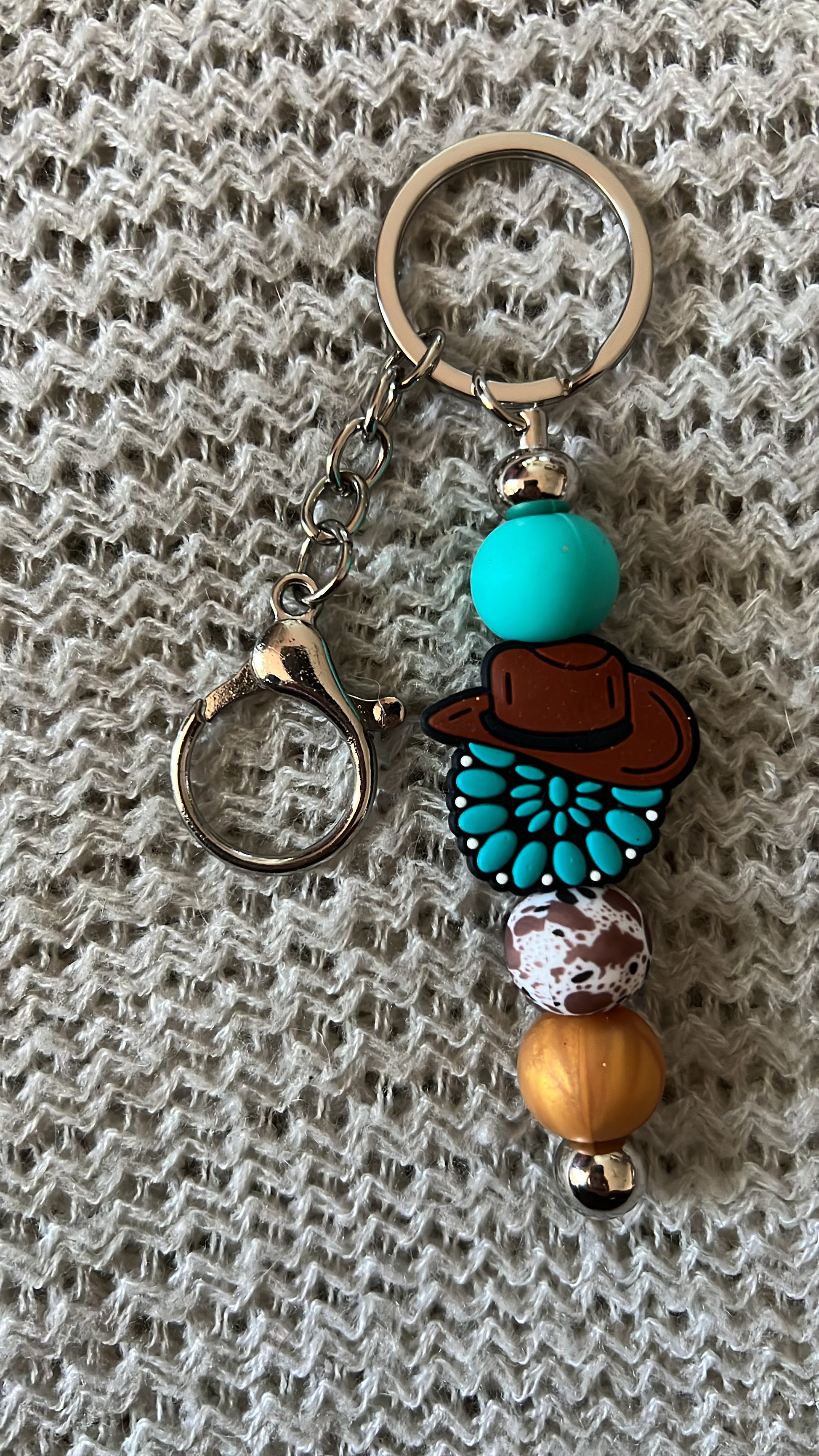 Turquoise and cowboy hat keychain (8007558168714)